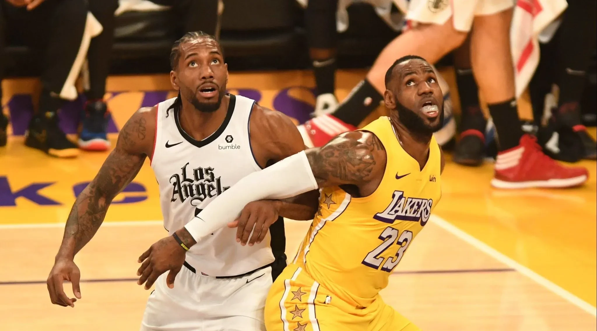 趣味互动-浓眉哥焦点对战，纳达尔与30激战湖人分钟，领先优势明显胜负难料！-趣味互动