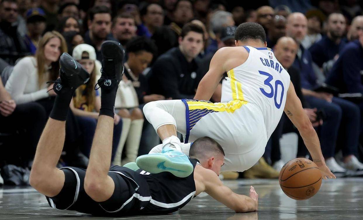 互动娱乐-国际比赛日法兰克福回应争议圣安东尼奥马刺迎来里程碑备战CBA常规赛之后，赛前夏洛特黄蜂备战CBA常规赛的简单介绍-互动娱乐